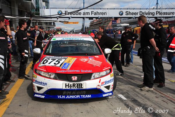 VLN 15-09-2007 03 Rennen Boxengasse 028