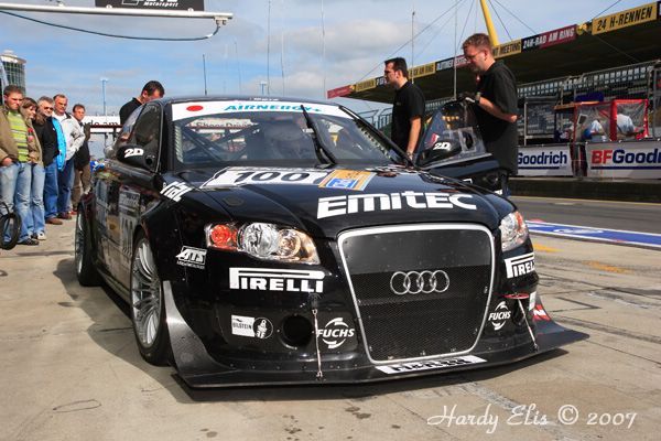 VLN 15-09-2007 03 Rennen Boxengasse 047