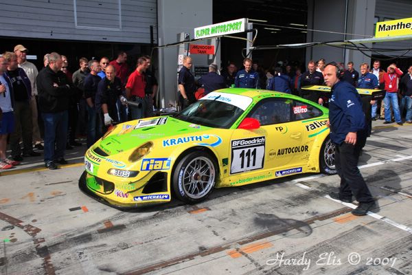 VLN 15-09-2007 03 Rennen Boxengasse 059