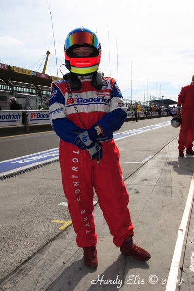 VLN 15-09-2007 03 Rennen Boxengasse 075