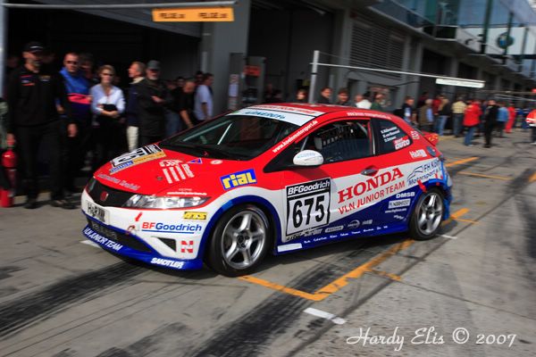 VLN 15-09-2007 03 Rennen Boxengasse 076