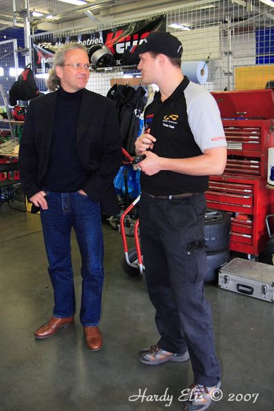 VLN 15-09-2007 03 Rennen Boxengasse 080