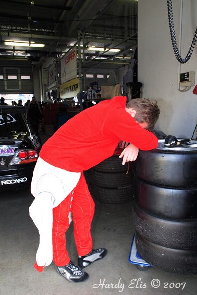 VLN 15-09-2007 03 Rennen Boxengasse 092