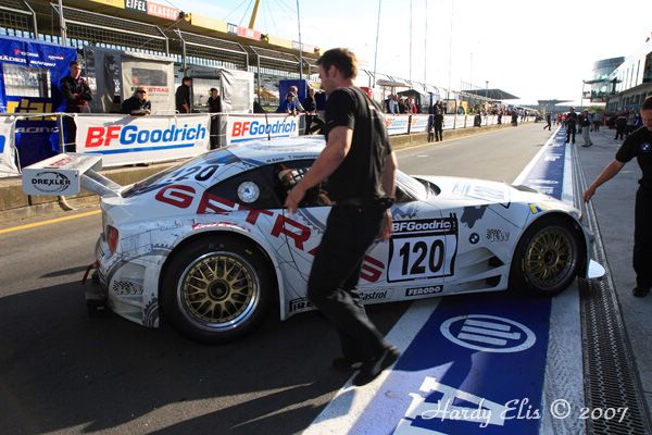 VLN 15-09-2007 03 Rennen Boxengasse 141