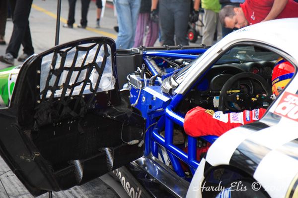 VLN 15-09-2007 03 Rennen Boxengasse 146