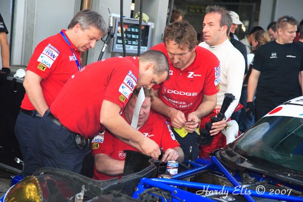 VLN 15-09-2007 03 Rennen Boxengasse 149