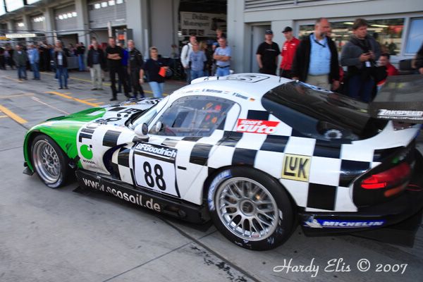 VLN 15-09-2007 03 Rennen Boxengasse 150