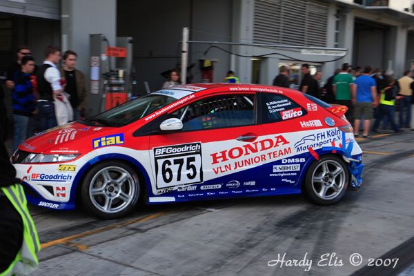 VLN 15-09-2007 03 Rennen Boxengasse 154