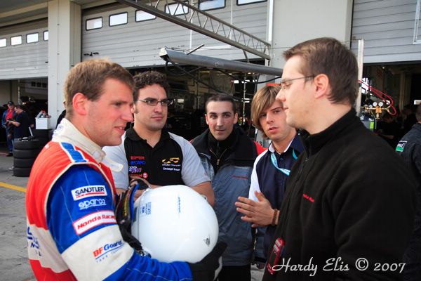 VLN 15-09-2007 03 Rennen Boxengasse 157