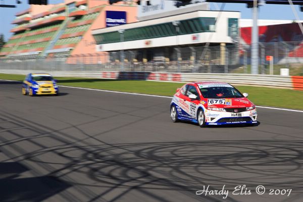 VLN 15-09-2007 03 Rennen Boxengasse 165