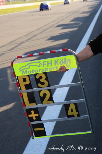 VLN 15-09-2007 03 Rennen Boxengasse 166