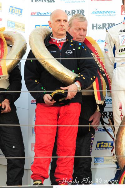 VLN 15-09-2007 04 Siegerehrung 5