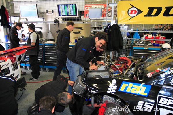 VLN 29-09-2007 02 Fahrerlager 03