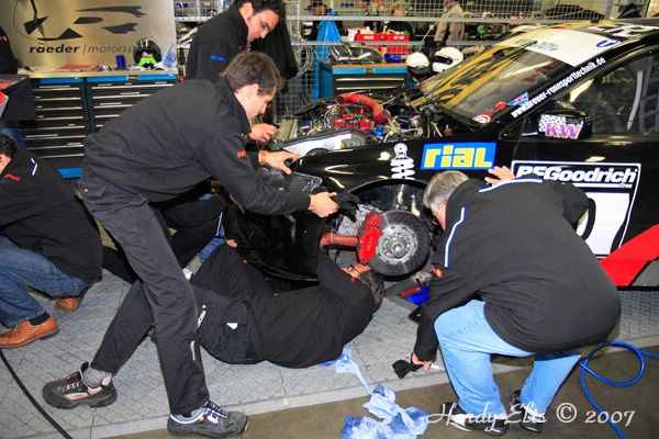 VLN 29-09-2007 02 Fahrerlager 05