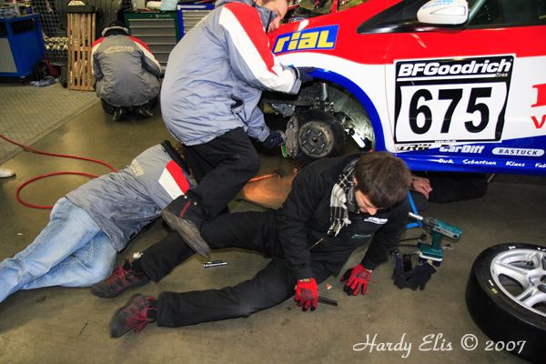 VLN 29-09-2007 02 Fahrerlager 10