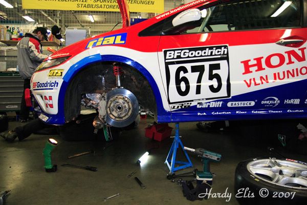 VLN 29-09-2007 02 Fahrerlager 11