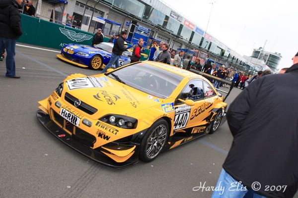 VLN 29-09-2007 03 Startaufstellung+START 04