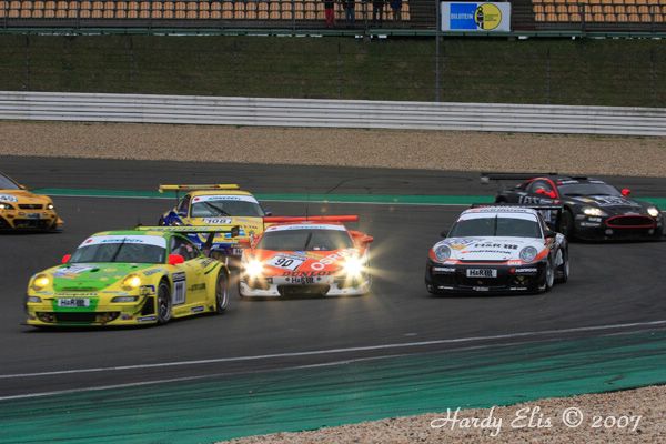 VLN 29-09-2007 03 Startaufstellung+START 21