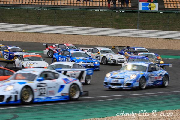 VLN 29-09-2007 03 Startaufstellung+START 24