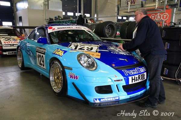 VLN 13-10-2007 02 Boxengasse 44