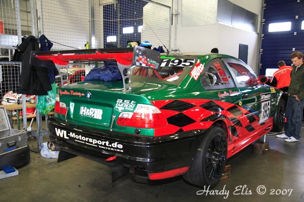 VLN 13-10-2007 02 Boxengasse 46