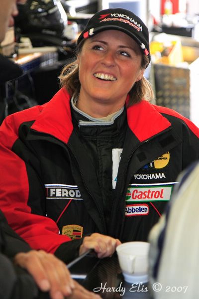 VLN 13-10-2007 02 Boxengasse 52