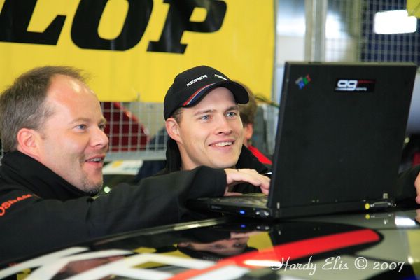 VLN 13-10-2007 02 Boxengasse 68