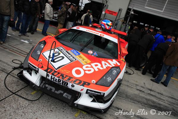VLN 13-10-2007 02 Boxengasse 71
