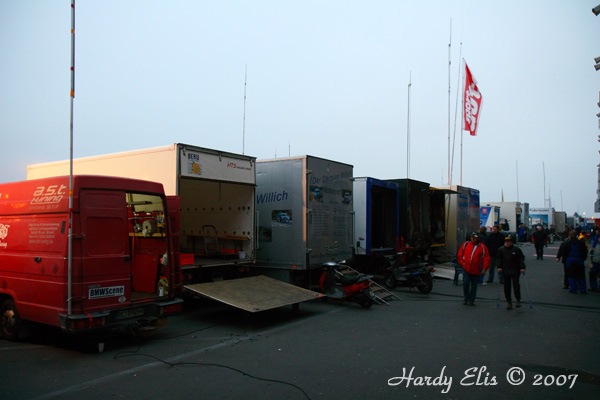 VLN 27-10-2007 01 Training Fahrerlager 002