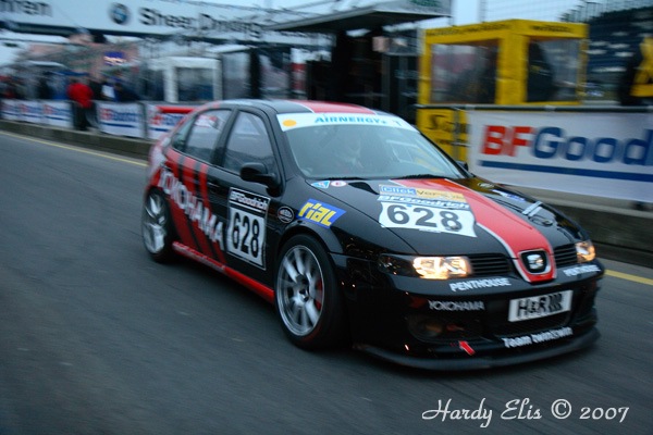 VLN 27-10-2007 01 Training Fahrerlager 011
