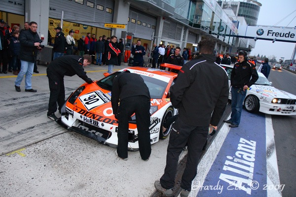 VLN 27-10-2007 01 Training Fahrerlager 024