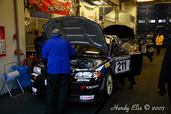 VLN 27-10-2007 01 Training Fahrerlager 027