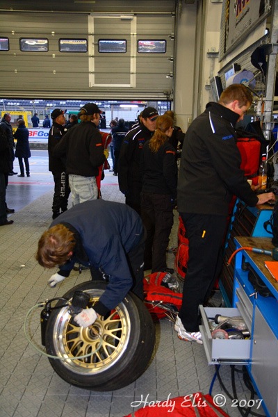 VLN 27-10-2007 01 Training Fahrerlager 029