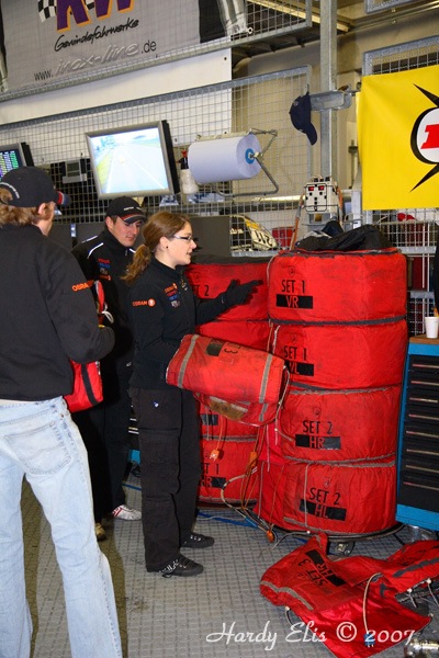 VLN 27-10-2007 01 Training Fahrerlager 030