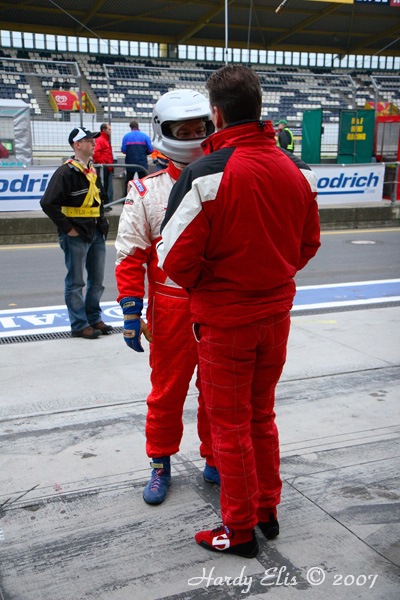 VLN 27-10-2007 01 Training Fahrerlager 035