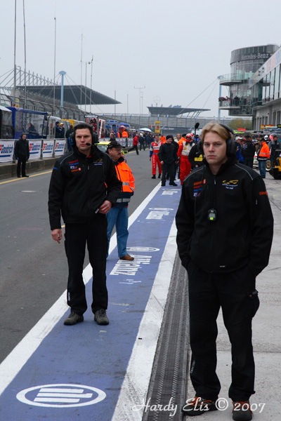 VLN 27-10-2007 01 Training Fahrerlager 044