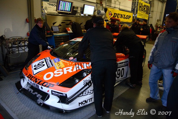 VLN 27-10-2007 01 Training Fahrerlager 053