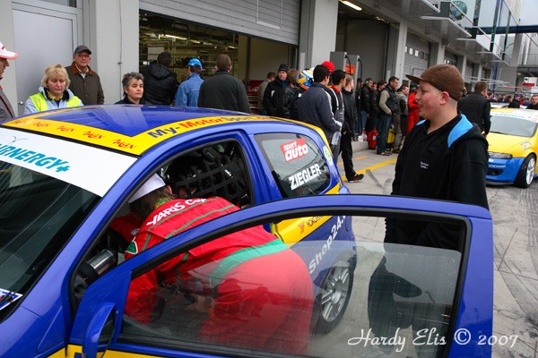 VLN 27-10-2007 01 Training Fahrerlager 083