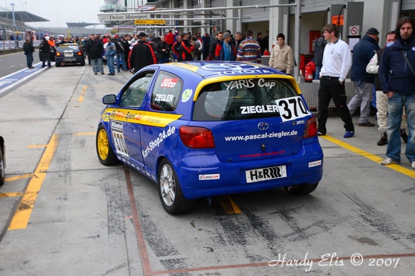 VLN 27-10-2007 01 Training Fahrerlager 085