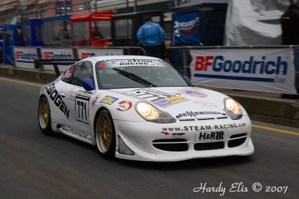 VLN 27-10-2007 01 Training Fahrerlager 089
