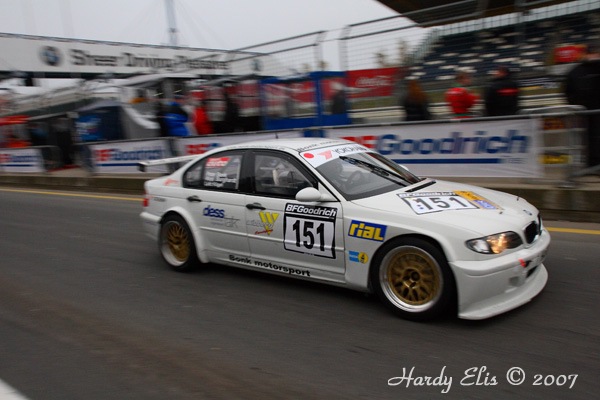 VLN 27-10-2007 01 Training Fahrerlager 090