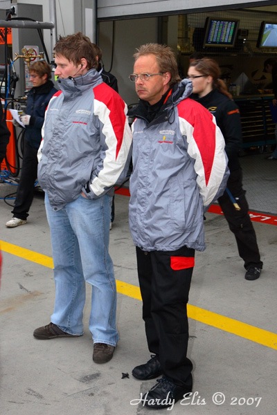 VLN 27-10-2007 01 Training Fahrerlager 114