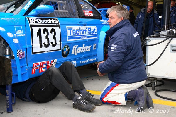 VLN 27-10-2007 01 Training Fahrerlager 180