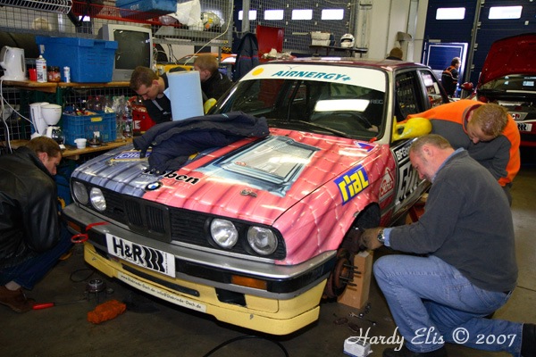 VLN 27-10-2007 01 Training Fahrerlager 209