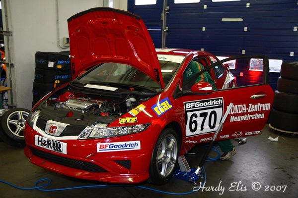 VLN 27-10-2007 01 Training Fahrerlager 210