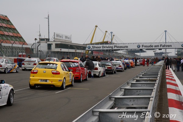 VLN 27-10-2007 01 Training Fahrerlager 244