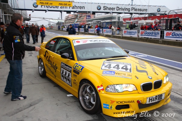 VLN 27-10-2007 04 Rennen Fahrerlager 15