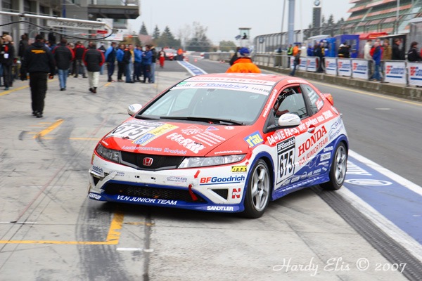 VLN 27-10-2007 04 Rennen Fahrerlager 31