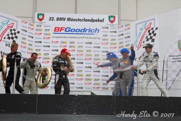 VLN 27-10-2007 05 Siegerehrung 19