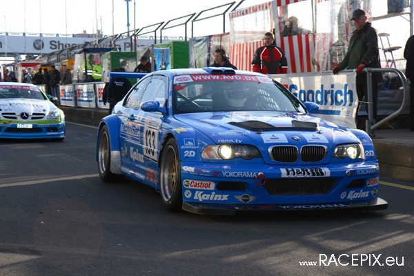 VLN 12-04-2008 01 Training Fahrerlager 006